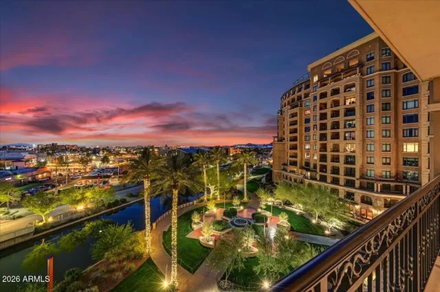 MLS: 6995723 Condo For Sale