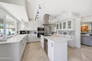 Photo #4: 6995821 Listing 