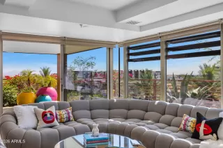 Photo #2: 6995848 Listing