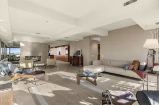 Photo #4: 6995868 Listing 