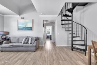 Photo #4: 6995869 Listing 