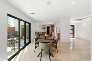 Photo #5: 6996004 Listing 