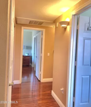 Photo #6: 6996307 Listing 