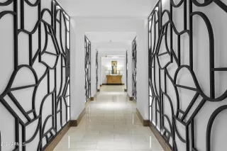 Photo #1: 6996822 Listing 