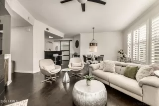 Photo #1: 6996852 Listing 