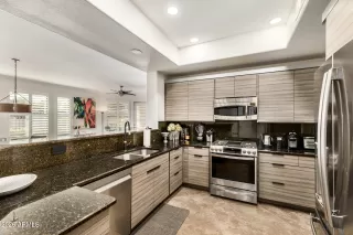 Photo #5: 6996852 Listing 