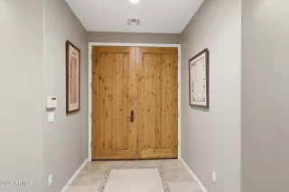 Photo #6: 6997177 Listing 