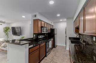 Photo #1: 6997250 Listing 