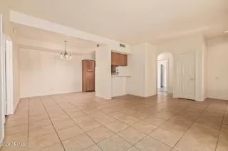 Photo #6: 6997506 Listing 