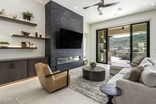 Photo #3: 6997600 Listing 