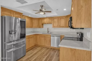 Photo #2: 6997858 Listing