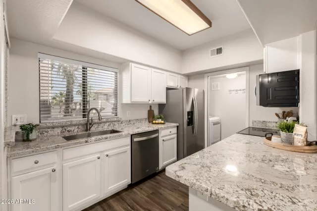 MLS: 6997864 Condo For Sale