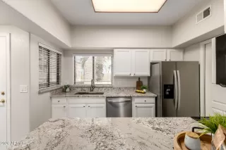 Photo #3: 6997864 Listing 