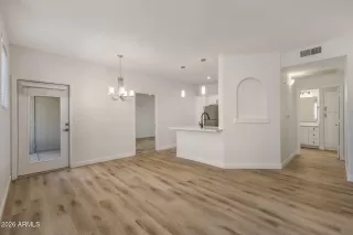 Photo #1: 6997898 Listing 