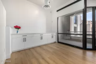 Photo #3: 6997901 Listing 