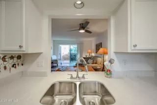 Photo #2: 6997911 Listing 