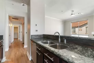 Photo #4: 6997983 Listing 