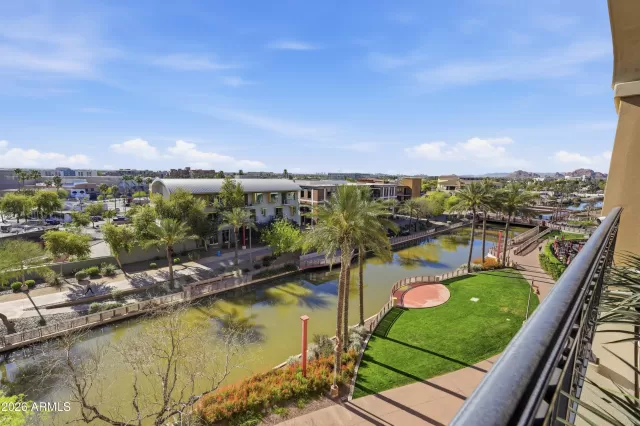 MLS: 6998010 Condo For Sale