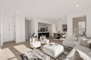 Photo #4: 6998013 Listing 