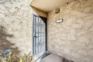 Photo #6: 6998092 Listing