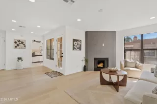 Photo #1: 6998184 Listing 