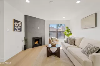 Photo #2: 6998184 Listing 