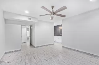 Photo #3: 6998272 Listing 