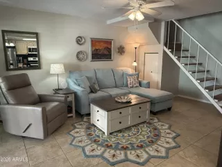 Photo #3: 6998301 Listing