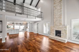 Photo #6: 6998357 Listing 