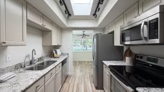 Photo #3: 6998413 Listing 