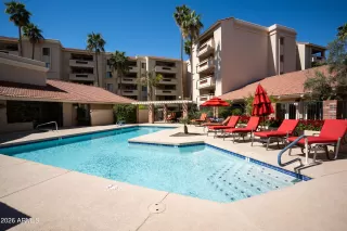 Photo #4: 6998524 Listing