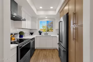 Photo #2: 6998564 Listing