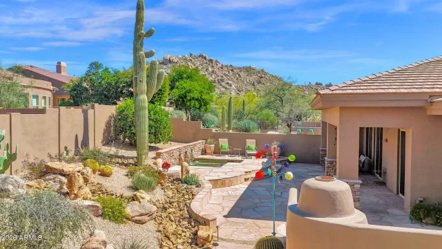 MLS: 6998650 Condo For Sale