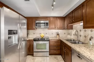 Photo #1: 6998672 Listing