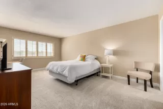 Photo #5: 6998672 Listing