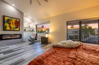 Photo #3: 6998801 Listing