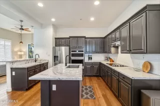 Photo #1: 6998880 Listing 