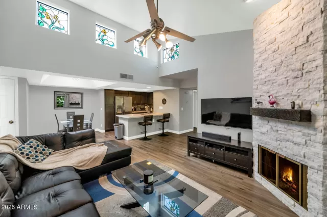 MLS: 6999056 Condo For Sale