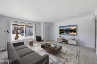 Photo #3: 6999065 Listing 