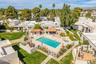 More Details about MLS # 6999137 : 7373 E PLEASANT RUN