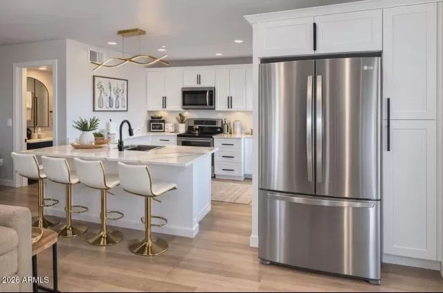 MLS: 6999157 Condo For Sale