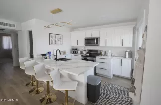 Photo #6: 6999157 Listing