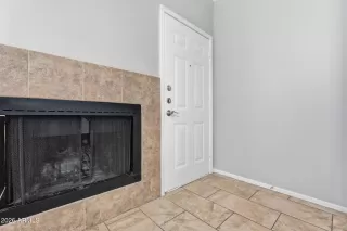 Photo #4: 6999425 Listing