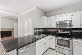 Photo #6: 6999425 Listing