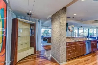 Photo #5: 6999451 Listing