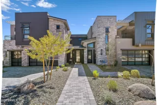 Photo #5: 6999517 Listing 