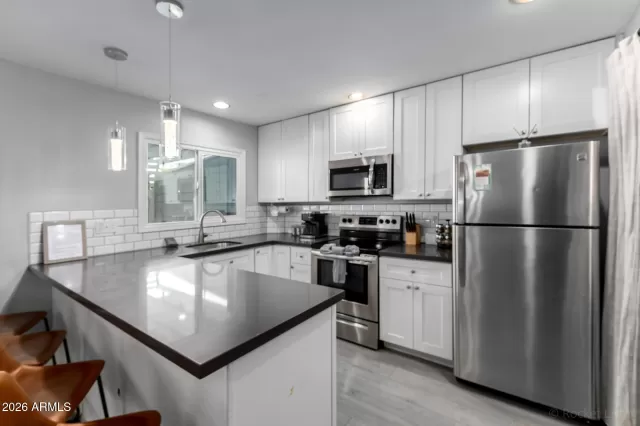 MLS: 6999638 Condo For Sale