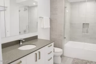 Photo #6: 6999653 Listing 