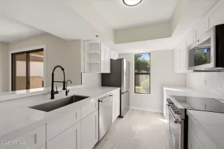 Photo #4: 6999678 Listing 