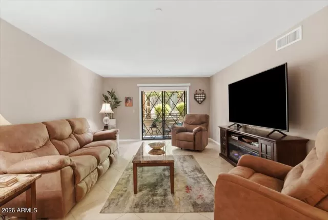 MLS: 6999911 Condo For Sale